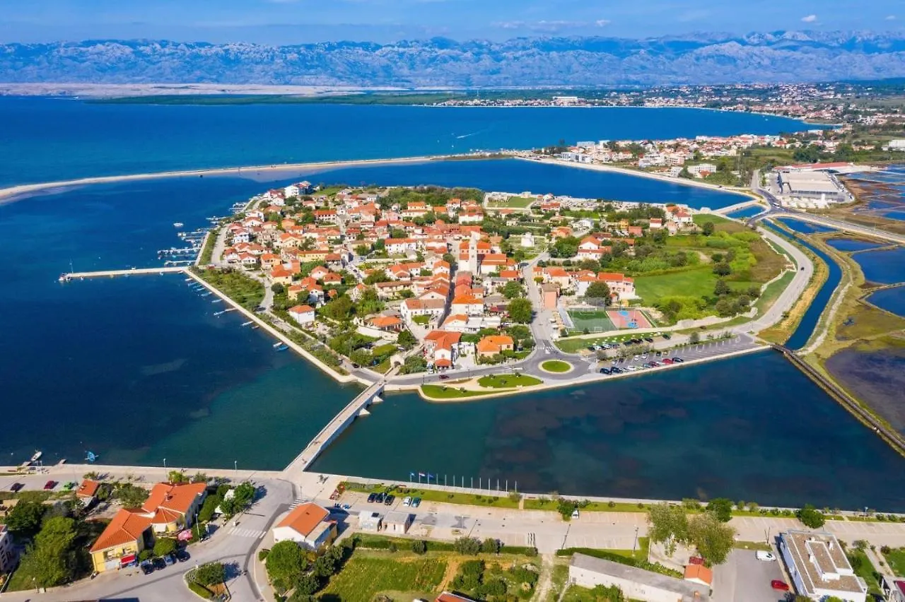 Family Friendly Apartments With A Swimming Pool Nin, Zadar - 18821 Nin