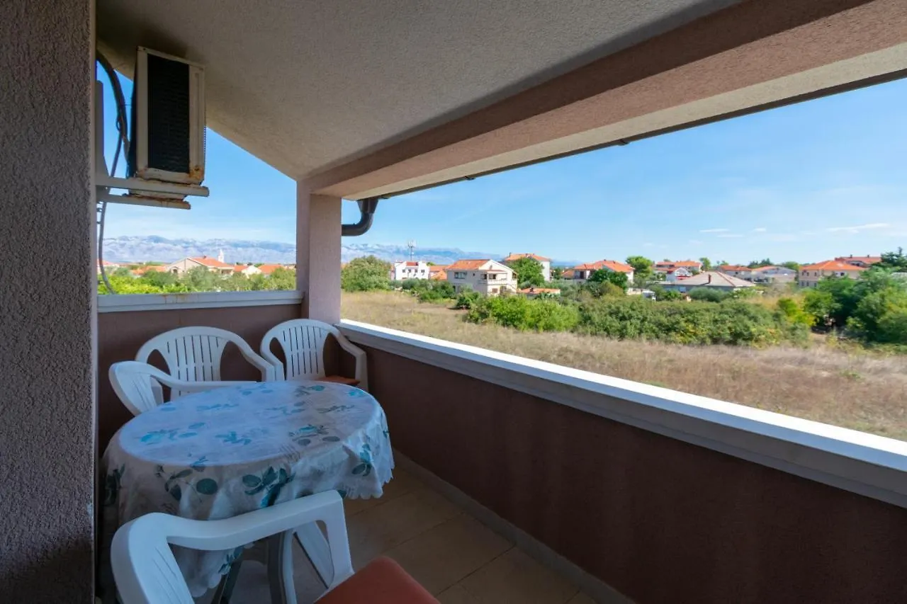 Family Friendly Apartments With A Swimming Pool Nin, Zadar - 18821 Croatia
